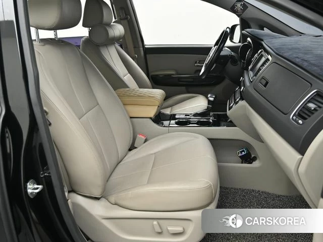 Kia The New Carnival id 4698798 из Кореи 20