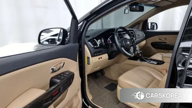 Kia The New Carnival id 3018559 из Кореи 20