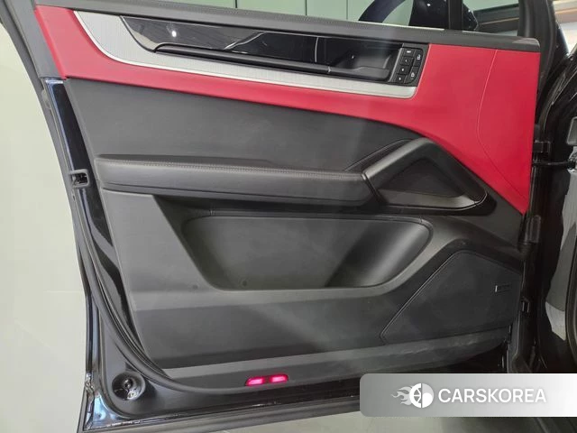 Porsche Cayenne (PO536) id 3864541 из Кореи 12