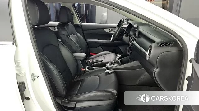 Kia Come New K3 id 3421952 из Кореи 20