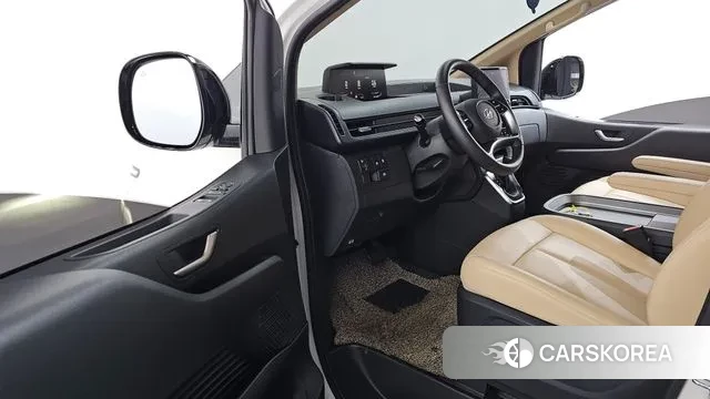 Hyundai Staria id 3406386 из Кореи 20