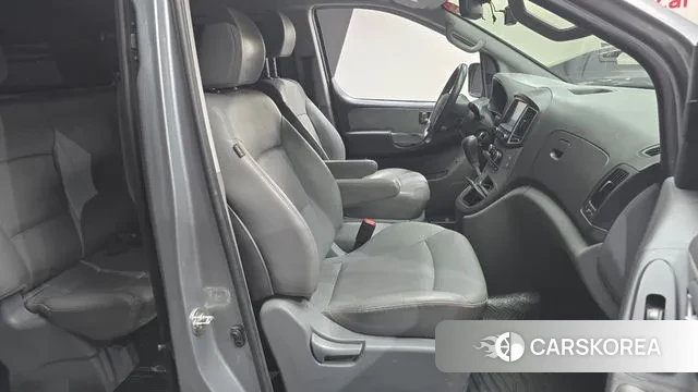 Hyundai The New Grand Starex id 3754563 из Кореи 20