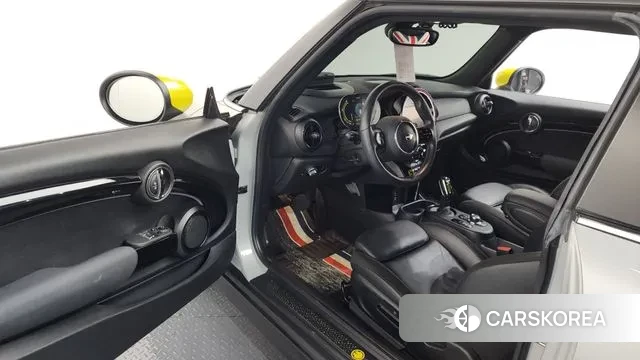 Mini Cooper Electric id 3366809 из Кореи 20