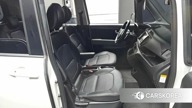 Kia The New Kia Ray EV id 4691394 из Кореи 20