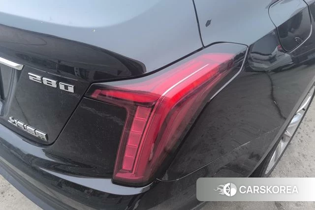 Cadillac CT5 id 3919509 из Китая 17