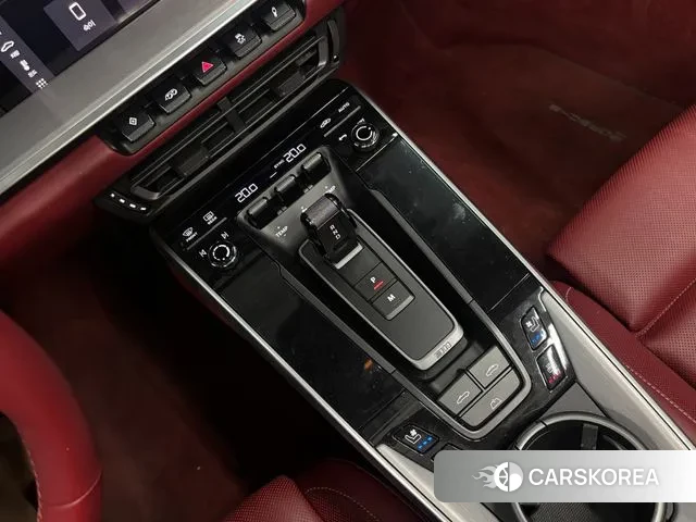 Porsche 911(992) id 2994426 из Кореи 20