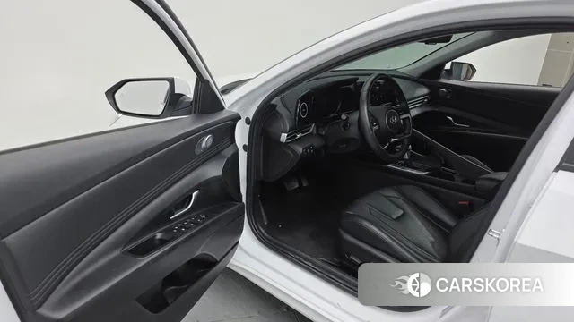 Hyundai Avante Hybrid (CN7) id 3023009 из Кореи 20