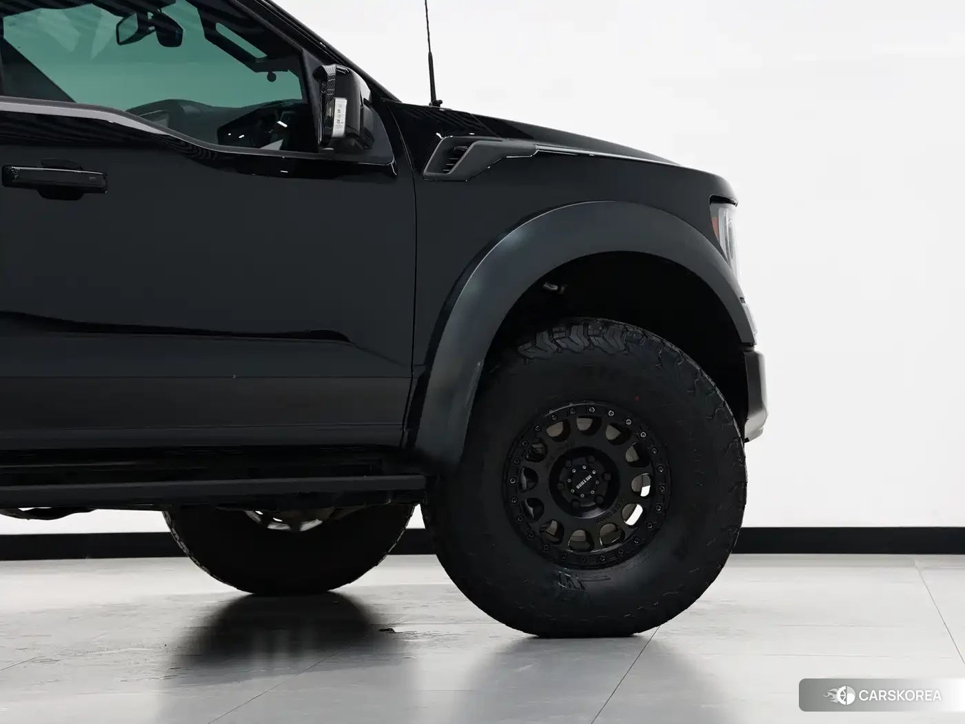 Ford F-150 id 4601723 из Китая 23