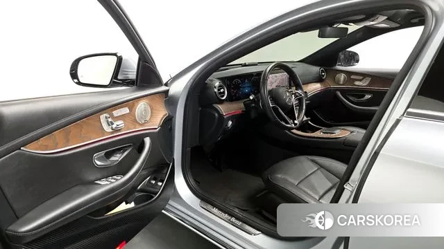 Mercedes-Benz E-Class W213 id 3771632 из Кореи 20