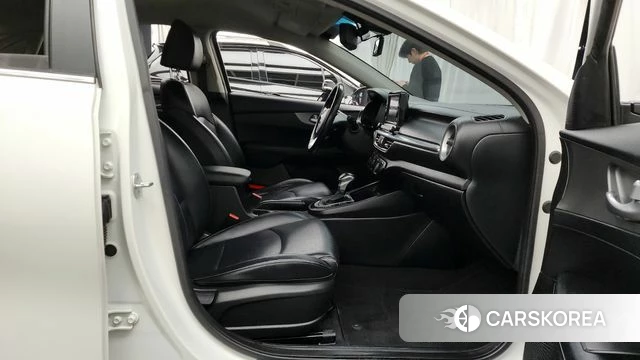 Kia Come New K3 id 3796220 из Кореи 20