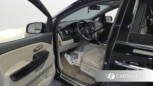 Kia The New Carnival id 4356862 из Кореи 20