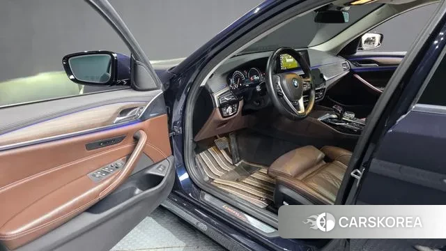 BMW 5 Series (G30) id 3636707 из Кореи 20