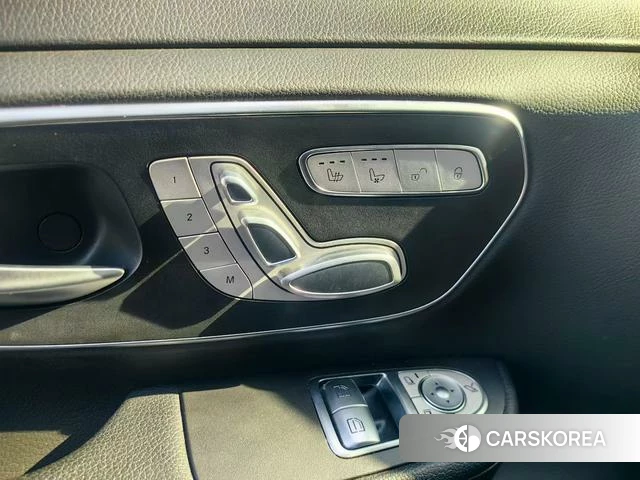Mercedes-Benz V-class id 4271639 из Китая 10