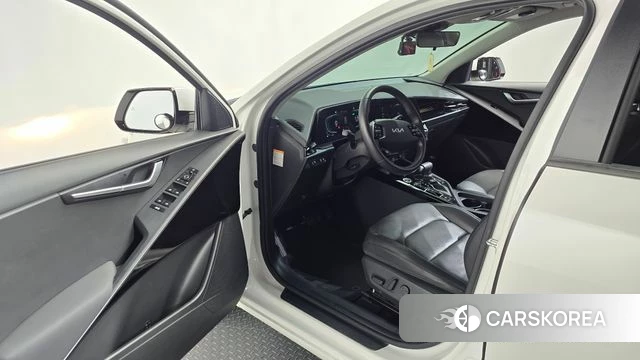Kia Di Ol Nu Niro id 4500690 из Кореи 31