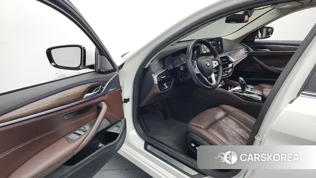 BMW 5 Series (G30) id 3585987 из Кореи 20