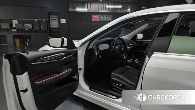 BMW 6 Series GT (G32) id 3899498 из Кореи 21