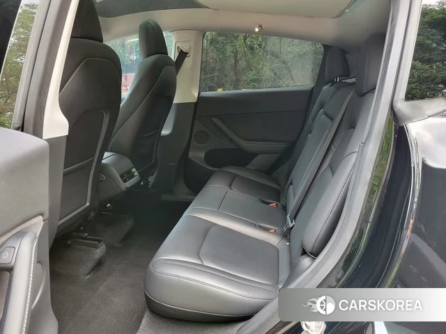 Tesla Model Y id 3939385 из Китая 24