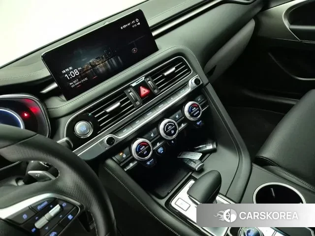 Genesis The New G70 id 3685221 из Кореи 18