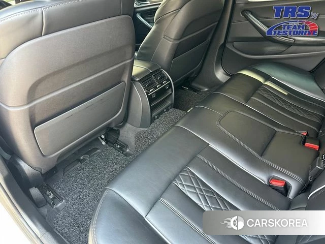 BMW 5 Series (G30) id 4610497 из Кореи 10