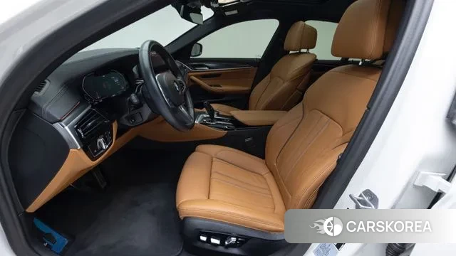 BMW 5 Series (G30) id 3776478 из Кореи 20