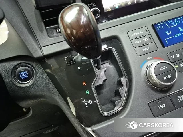 Toyota Sienna id 3429180 из Кореи 19