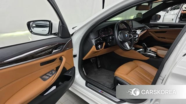 BMW 5 Series (G30) id 4784598 из Кореи 32