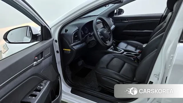 Hyundai Avante AD id 3055670 из Кореи 20