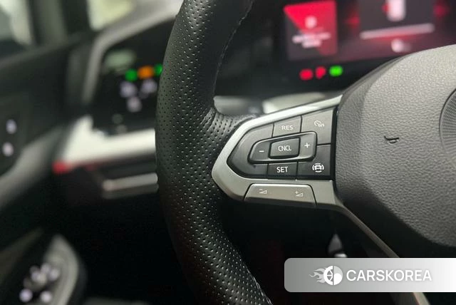 Volkswagen Golf id 4342285 из Китая 31