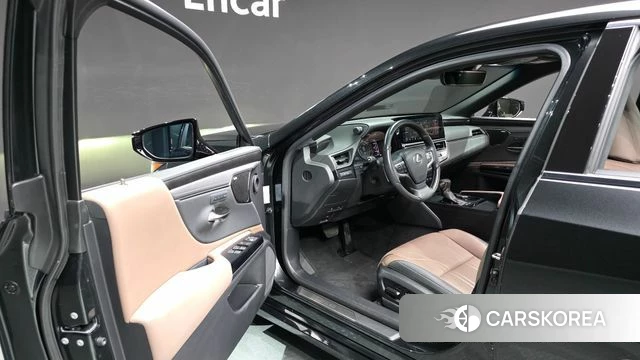 Lexus ES300h 7th generation id 4720198 из Кореи 36