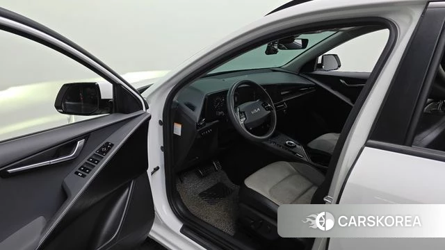 Kia Di Ol Nu Niro id 4936266 из Кореи 30