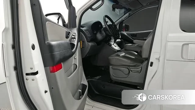 Hyundai The New Grand Starex id 3350947 из Кореи 20