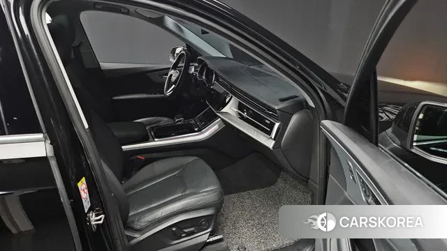 Audi Q7 (4M) id 3529174 из Кореи 20