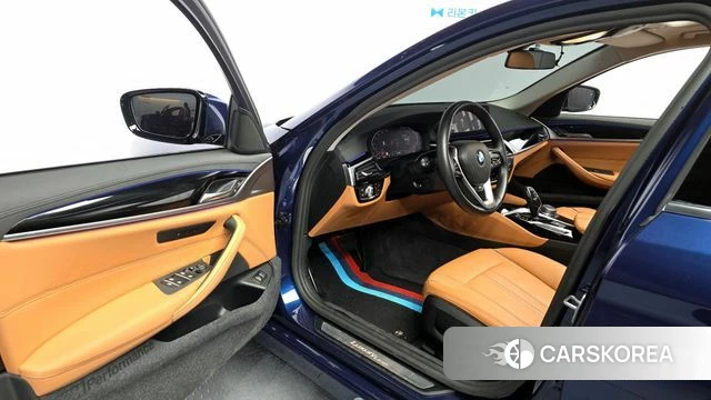 BMW 5 Series (G30) id 3916728 из Кореи 20