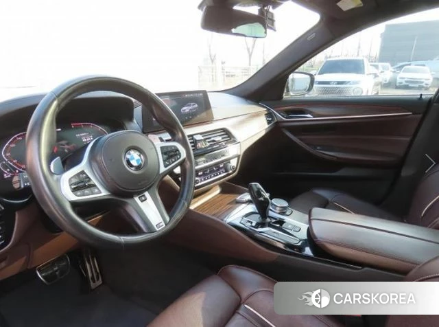 BMW 5 Series (G30) id 3844426 из Кореи 20