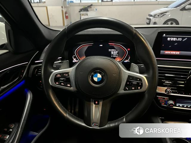 BMW 5 Series (G30) id 3861141 из Кореи 20