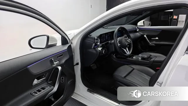 Mercedes-Benz A-Class W177 id 3702855 из Кореи 20