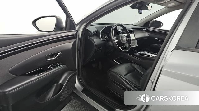 Hyundai Tucson (NX4) id 4573487 из Кореи 31