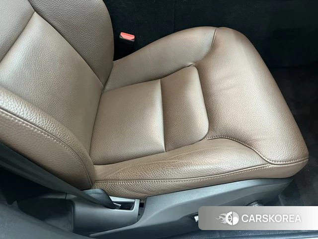 Volvo S60 id 3920828 из Китая 32