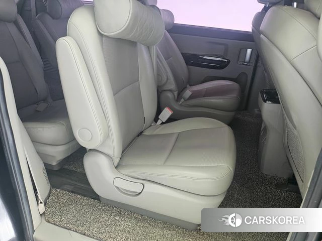 Kia The New Carnival id 4948956 из Кореи 18