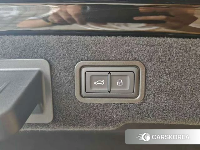Audi A8 id 4333951 из Китая 25