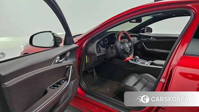 Kia Stinger id 4268944 из Кореи 30