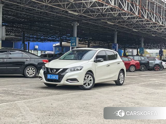 Nissan TIIDA id 4258304 из Китая 11