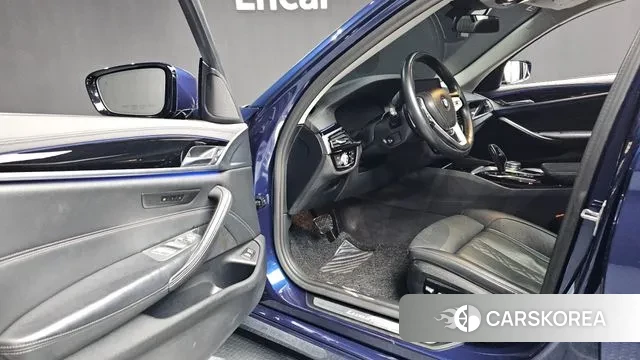 BMW 5 Series (G30) id 3587882 из Кореи 20