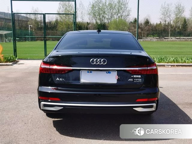 Audi A6L id 4213407 из Китая 18