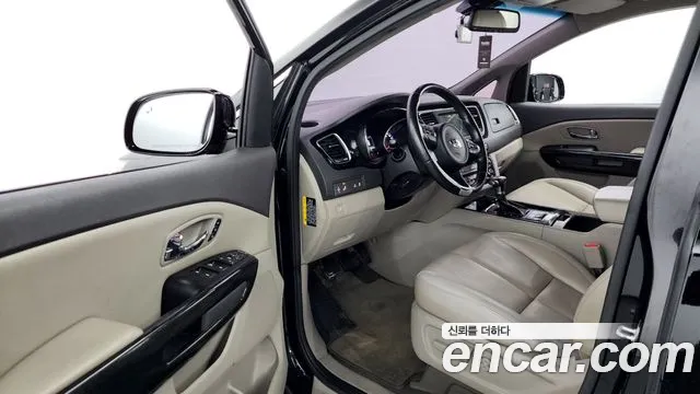 Kia All New Carnival id 2845147 из Кореи 20