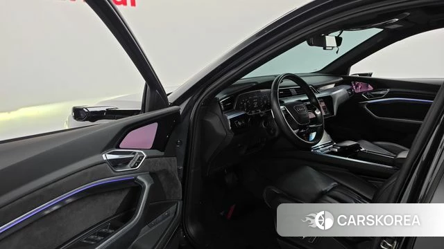 Audi e-Tron id 4855771 из Кореи 20