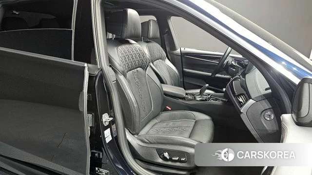 BMW 6 Series GT (G32) id 3859377 из Кореи 20