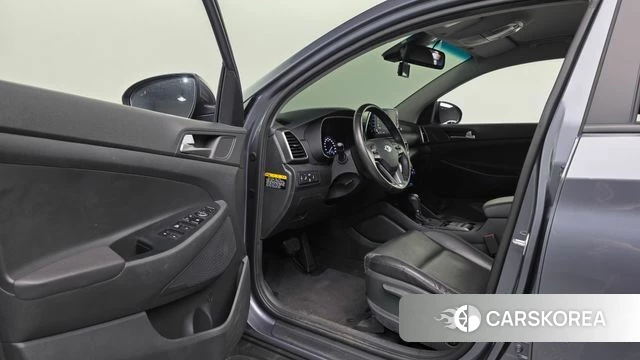 Hyundai All New Tucson id 4918336 из Кореи 33