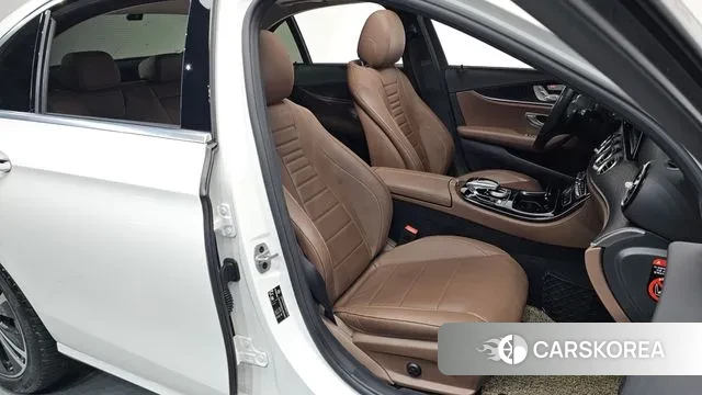 Mercedes-Benz E-Class W213 id 3509412 из Кореи 20