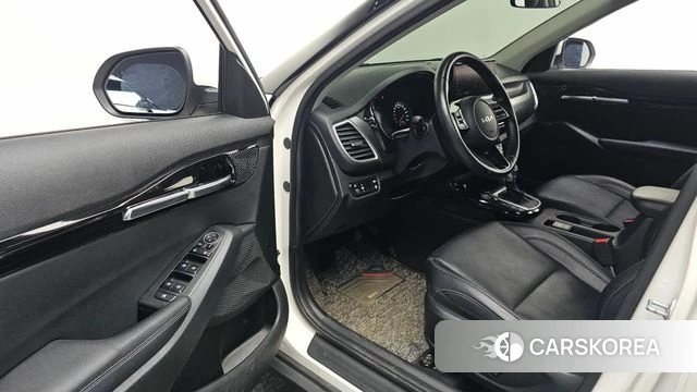 Kia Seltos id 4409159 из Кореи 20